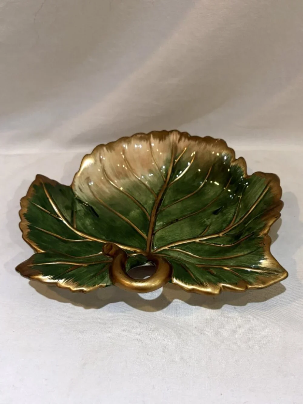 Fitz and Floyd Classics Renaissance Leaf Plate Dish Embossed Gold Accent